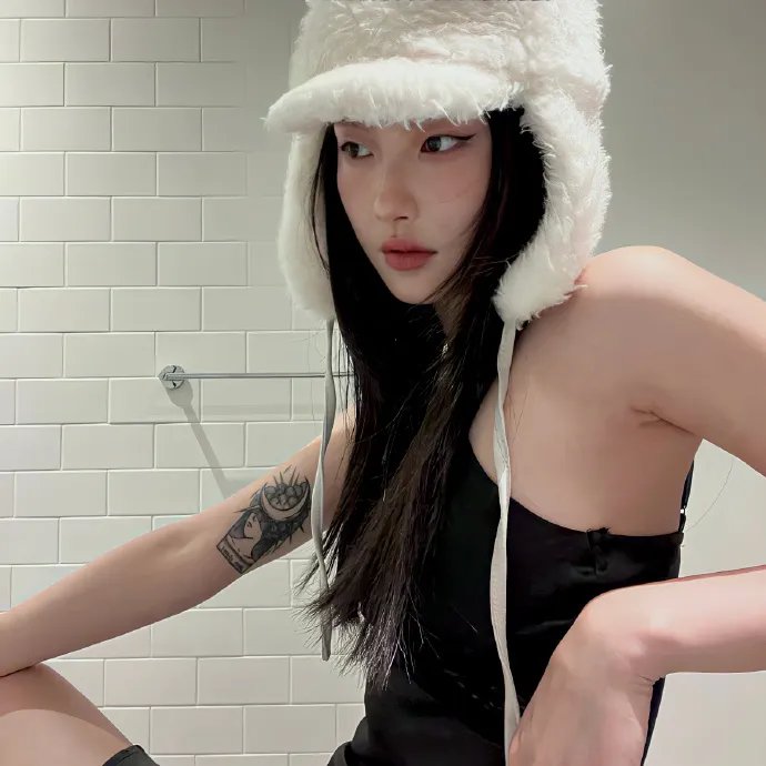 夜里三个错愕的人